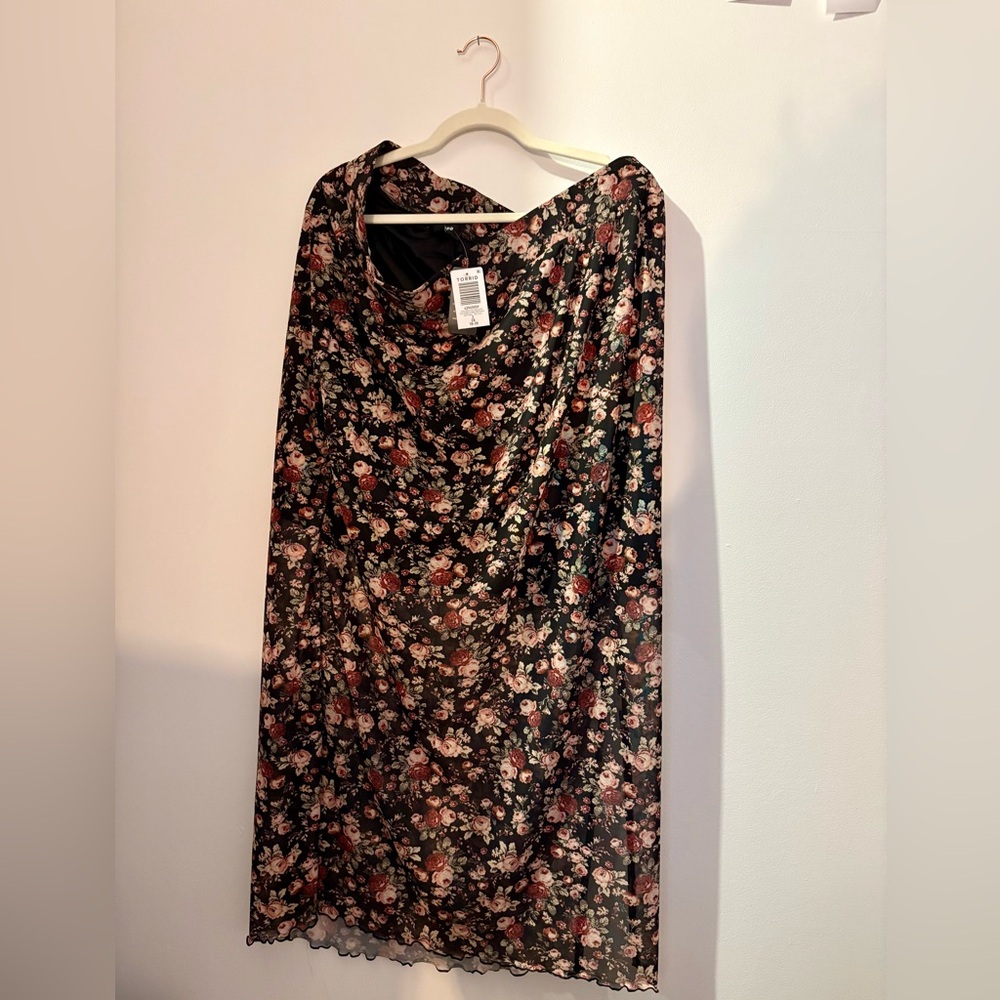 Torrid Black and Pink Floral Mesh Skirt